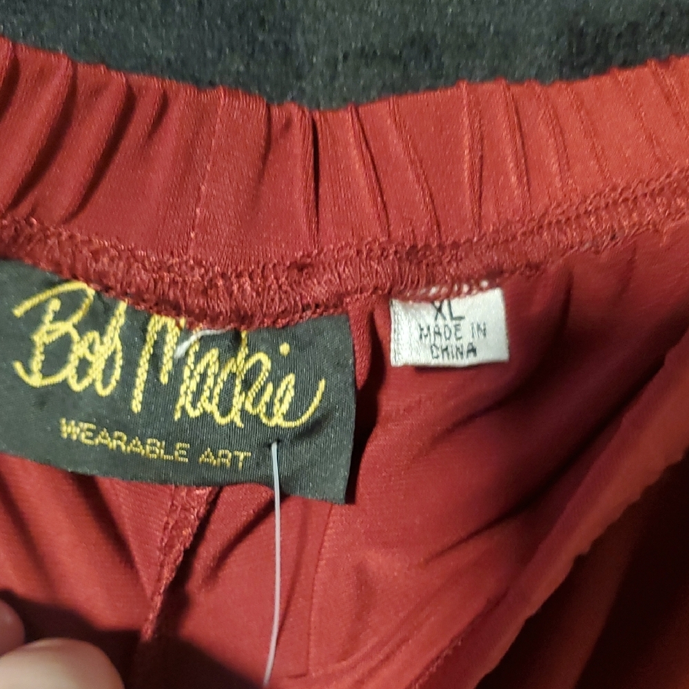 Bob Mackie Burgundy Women's Pants NWT - Picture 2 of 8